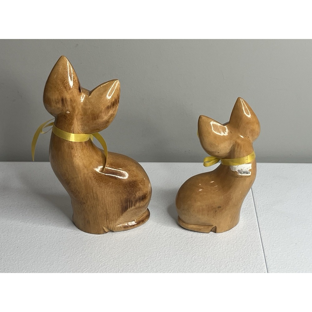 Vtg Wood Hand Carved Siamese Cat Pair Lot Of 2 With Yellow Ribbon - Picture 11 of 14